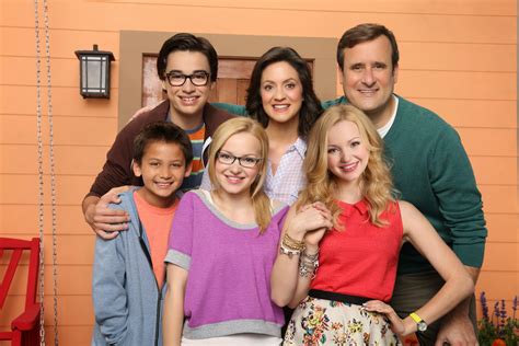 cast of maddie and liv